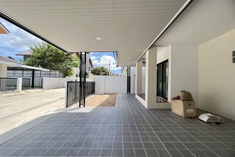 House in Pattaya, Thailand 3 bedrooms № 138788 - photo 27