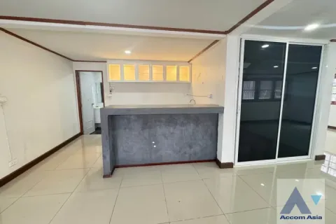 Haus in Suan Luang, Bangkok, Thailand 5 Schlafzimmer № 214783 - Foto 5