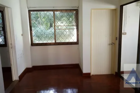 Studio in Watthana, Bangkok, Thailand № 214779 - Foto 8