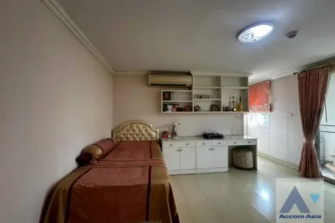 Eigentumswohnung in Watthana, Bangkok, Thailand, 3 Schlafzimmer № 214780 - Foto 17