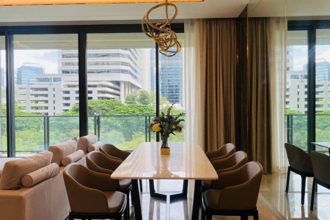 Condo à Pathum Wan, Bangkok, Thaïlande, 2 chambres  № 133975 - photo 2