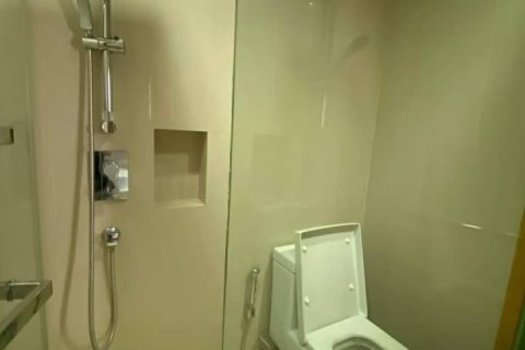 Condo in Watthana, Bangkok, Thailand, 2 bedrooms  № 133972 - photo 7