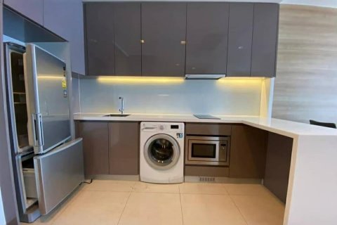 Condo in Watthana, Bangkok, Thailand, 2 bedrooms  № 133972 - photo 1