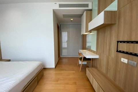 Condo in Watthana, Bangkok, Thailand, 2 bedrooms  № 133972 - photo 5