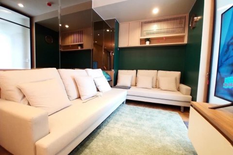 Кондоминиум с 2 спальнями в Ваттхане, Бангкок, Таиланд № 133973 - фото 2