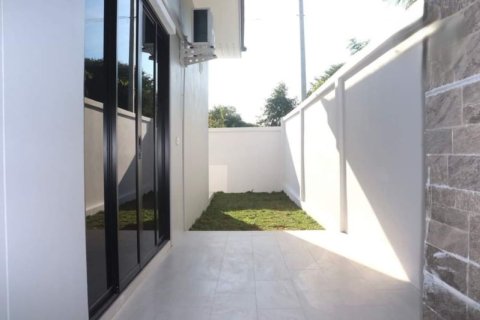 House in Pattaya, Thailand 3 bedrooms № 157657 - photo 13