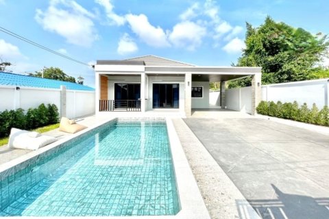 House in Pattaya, Thailand 3 bedrooms № 157657 - photo 14