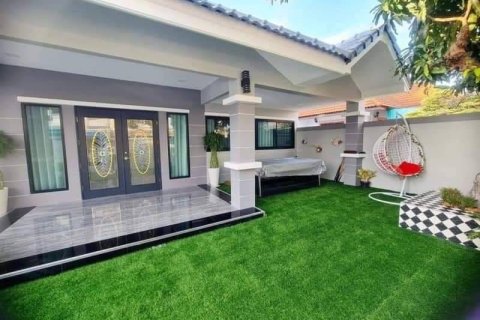 House in Pattaya, Thailand 3 bedrooms № 157652 - photo 16