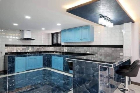 House in Pattaya, Thailand 3 bedrooms № 157652 - photo 6