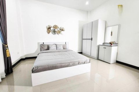 House in Pattaya, Thailand 3 bedrooms № 157658 - photo 6