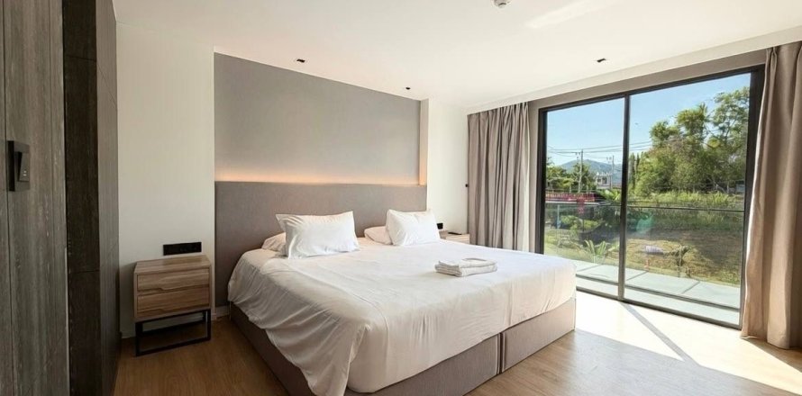 Studio in the Condo in Phuket, Thailand  № 173165