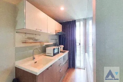 Condo in Khlong San, Bangkok, Thailand, 1 bedroom  № 217168