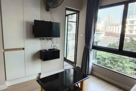 Condo in Khlong Toei, Bangkok, Thailand, 1 bedroom  № 217167
