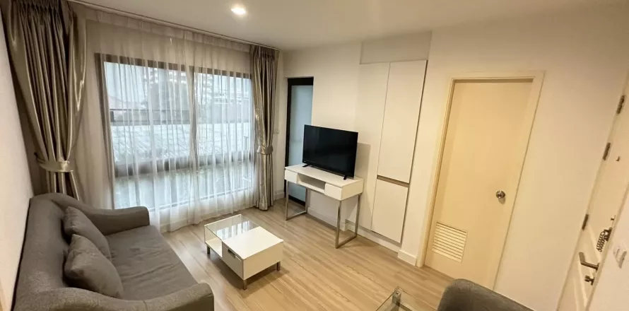 Студия в кондо в Клонг Тоэй, Бангкок, Таиланд № 140359