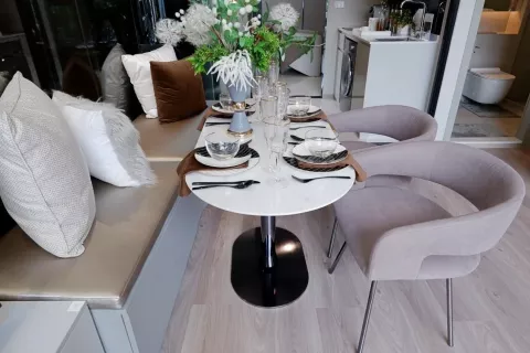 Studio dans le Condo à Khlong Toei, Bangkok, Thaïlande  № 140481 - photo 4