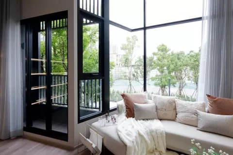 Studio dans le Condo à Khlong Toei, Bangkok, Thaïlande  № 140481 - photo 6