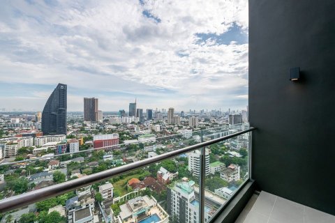 Condo à Khlong Toei, Bangkok, Thaïlande, 2 chambres  № 140362 - photo 2