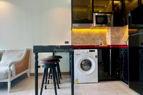 Condo à Bang Lamung, Thaïlande, 1 chambre  № 134766 - photo 2