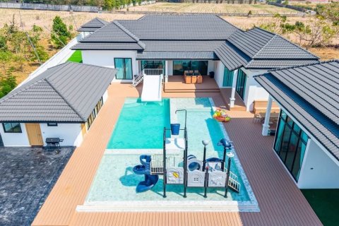 Вилла в Паттайе, Таиланд с 5 спальнями № 155045 - фото 8