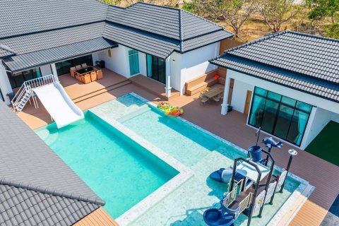 Вилла в Паттайе, Таиланд с 5 спальнями № 155045 - фото 9