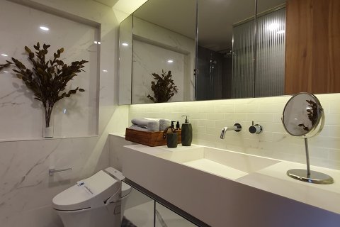 Condo in Bangkok, Thailand, 1 bedroom  № 143669 - photo 5