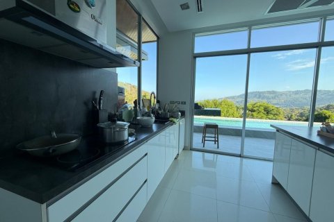 Villa in Kathu, Thailand 8 bedrooms № 161653 - photo 14