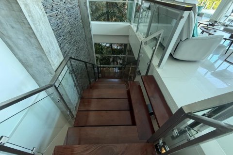 Villa in Kathu, Thailand 8 bedrooms № 161653 - photo 7
