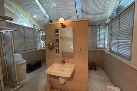 House in Chiang Mai, Thailand 5 bedrooms № 161648 - photo 13