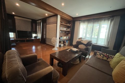 House in Chiang Mai, Thailand 5 bedrooms № 161648 - photo 19