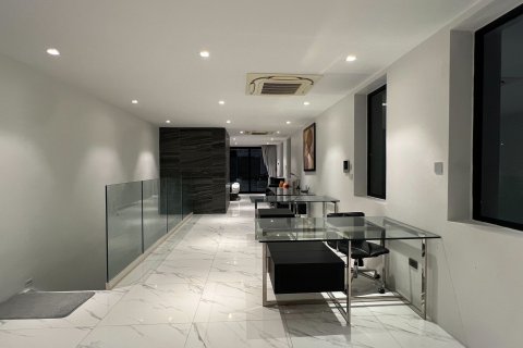 Maison à Pattaya, Thaïlande 7 chambres № 141985 - photo 22