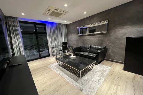 Maison à Pattaya, Thaïlande 7 chambres № 141985 - photo 8