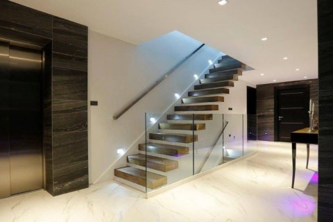 Maison à Pattaya, Thaïlande 7 chambres № 141985 - photo 3