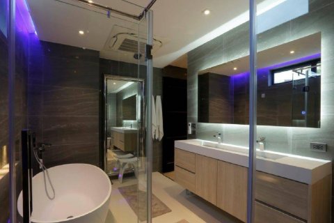 Maison à Pattaya, Thaïlande 7 chambres № 141985 - photo 16