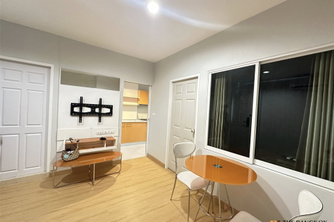 Condo in Bangkok, Thailand, 1 bedroom № 186102 - photo 3