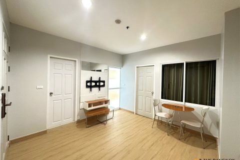 Condo in Bangkok, Thailand, 1 bedroom № 186102 - photo 8