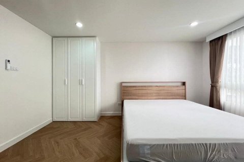 Кондоминиум с 2 спальнями в Сатхоне, Бангкок, Таиланд № 136418 - фото 10