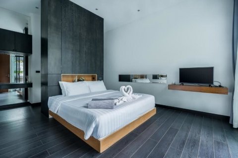 Villa in Kathu, Thailand 3 bedrooms № 136142 - photo 11