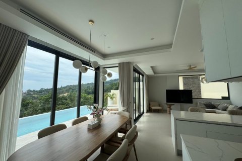 Villa in Phuket, Thailand 4 bedrooms № 136143 - photo 23