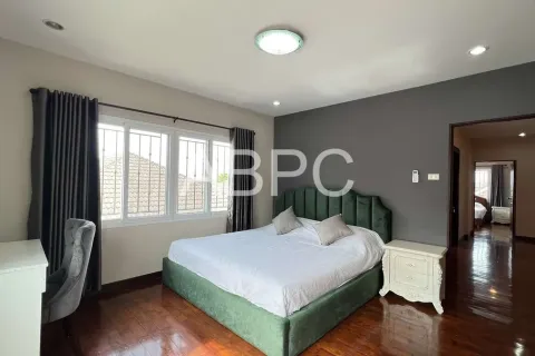 Casa de 5 dormitorios en Pattaya, Tailandia № 211872 - foto 9
