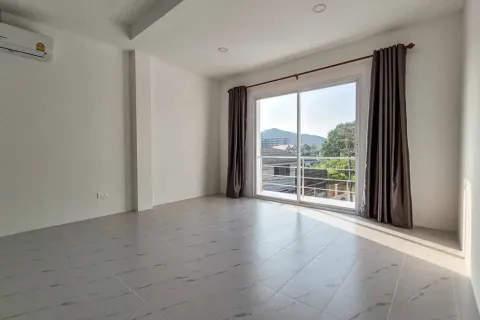 Casa de 4 dormitorios en Pattaya, Tailandia № 211869 - foto 17