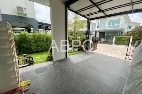 Adosado de 3 dormitorios en Pattaya, Tailandia № 211874 - foto 11