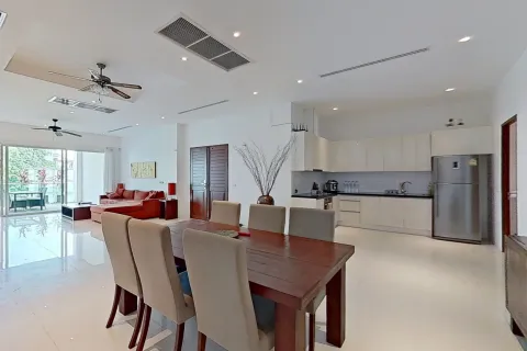 Condo à Kathu, Thaïlande, 2 chambres  № 164343 - photo 1