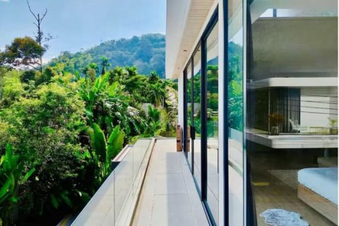 Villa in Phuket, Thailand 3 bedrooms № 164342 - photo 3