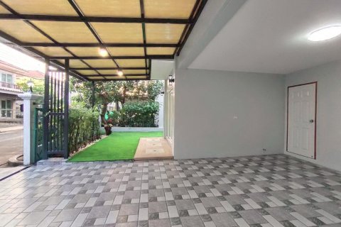 Maison à Bang Bua Thong, Thaïlande 4 chambres № 164344 - photo 3