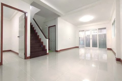 Maison à Bang Bua Thong, Thaïlande 4 chambres № 164344 - photo 7