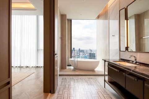 Condo à Pathum Wan, Bangkok, Thaïlande, 3 chambres № 167508 - photo 11