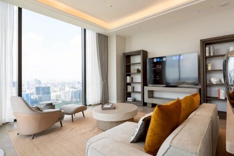 Condo à Pathum Wan, Bangkok, Thaïlande, 3 chambres № 167508 - photo 7