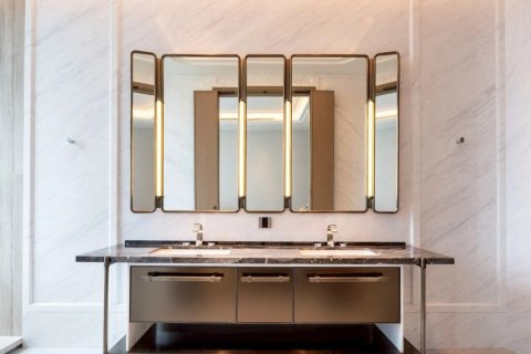 Condo à Pathum Wan, Bangkok, Thaïlande, 3 chambres № 167508 - photo 12