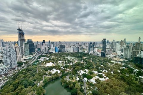 Condo à Pathum Wan, Bangkok, Thaïlande, 3 chambres № 167508 - photo 13