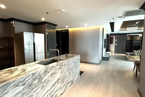 Condo in Watthana, Bangkok, Thailand, 3 bedrooms  № 167511 - photo 5